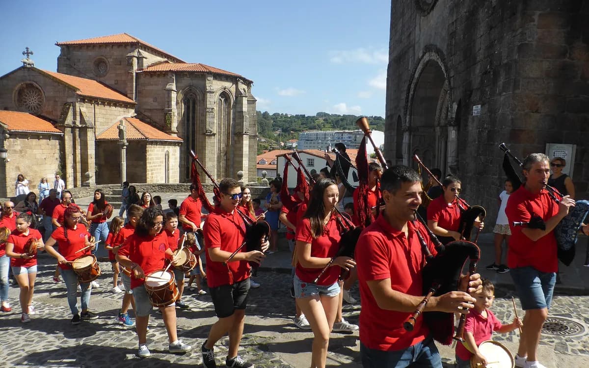 Betanzos, Galicia — juego de pistas en Betanzos