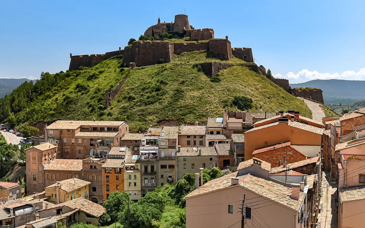 Cardona, Cataluña — juego de pistas en Cardona
